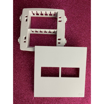 Placa 2 Módulos Separados com Suporte 4x4 - RECTA Branco Satin Fosco Placa 2 Módulos Separados com Suporte 4x4 - RECTA Branco Satin Fosco